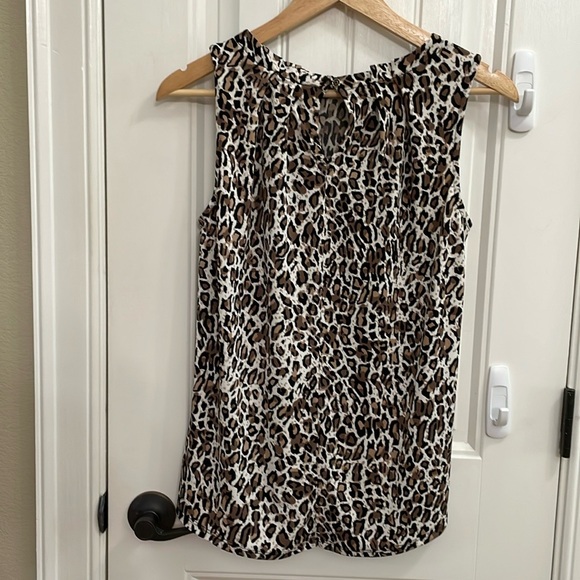 ADRIANNA PAPELL sleeveless animal print knit top.  S - Picture 3 of 8